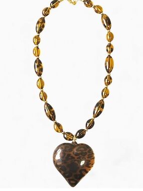 NWT ⚜️🤎⚜️ Gardenia Gorgeous Tortoiseshell Heart Pendant Necklace